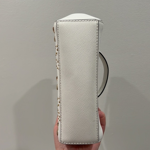 Authentic Michael Kors Ava Crossbody - Picture 5 of 12